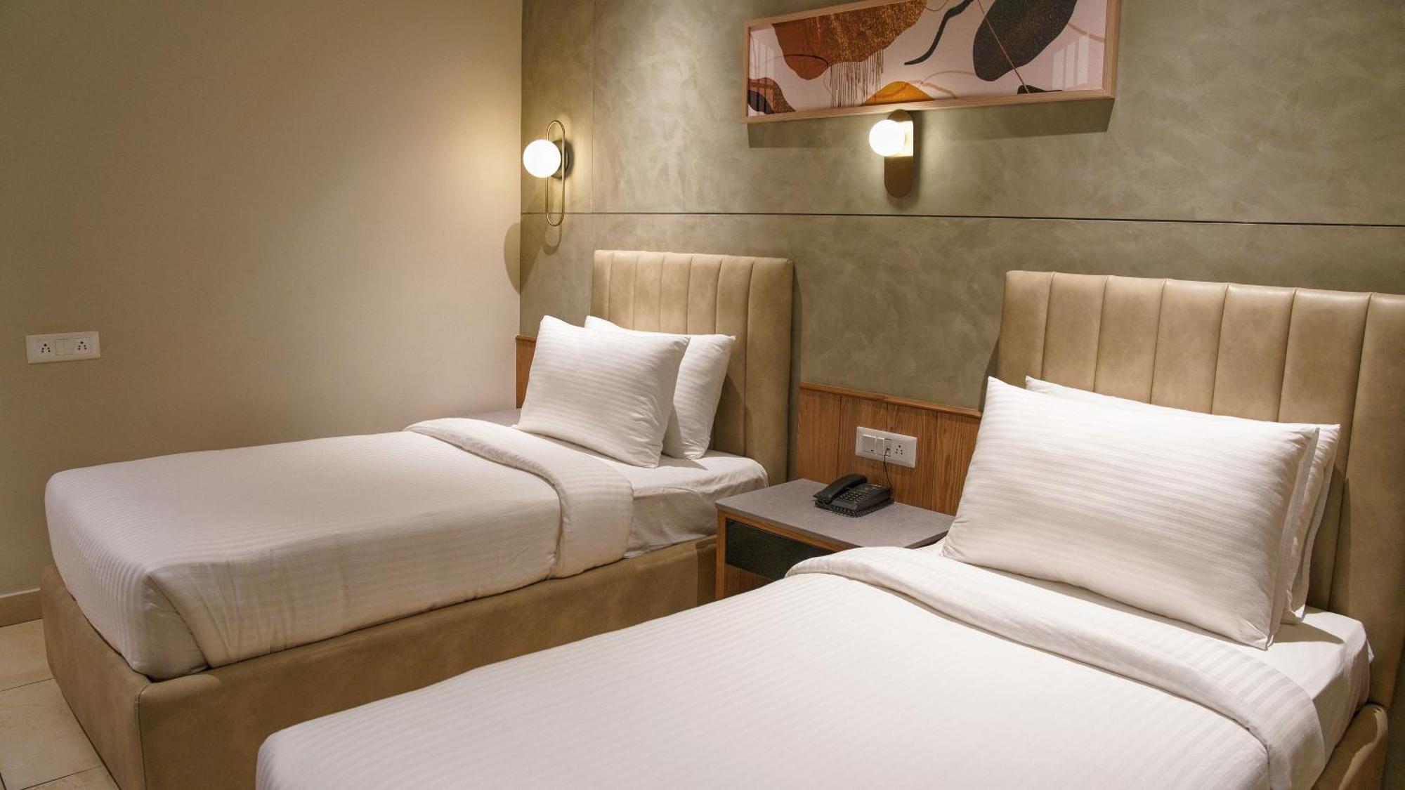 Olive Hotel Le Opera By Embassy Group Μπανγκαλόρ Εξωτερικό φωτογραφία