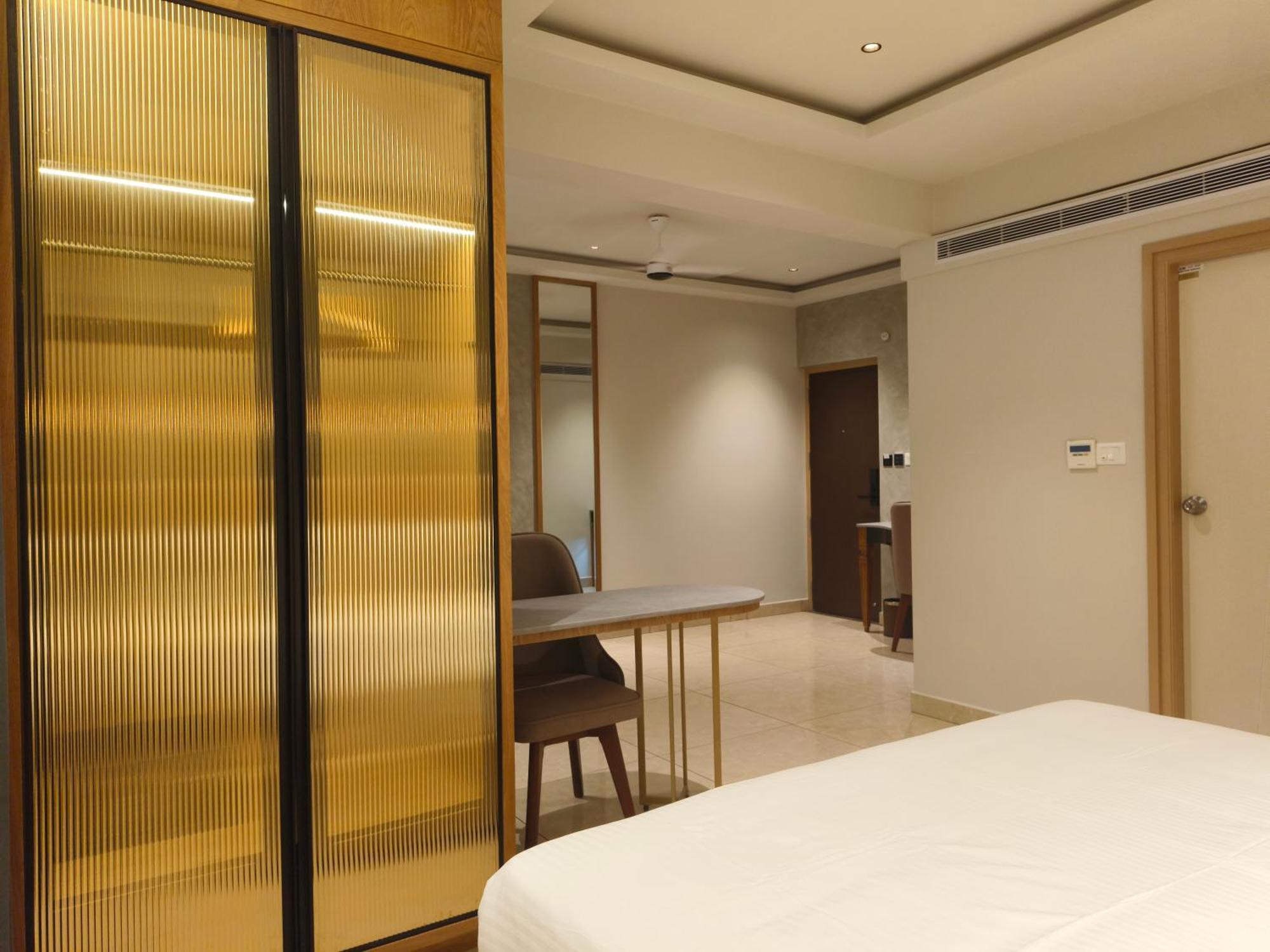 Olive Hotel Le Opera By Embassy Group Μπανγκαλόρ Εξωτερικό φωτογραφία