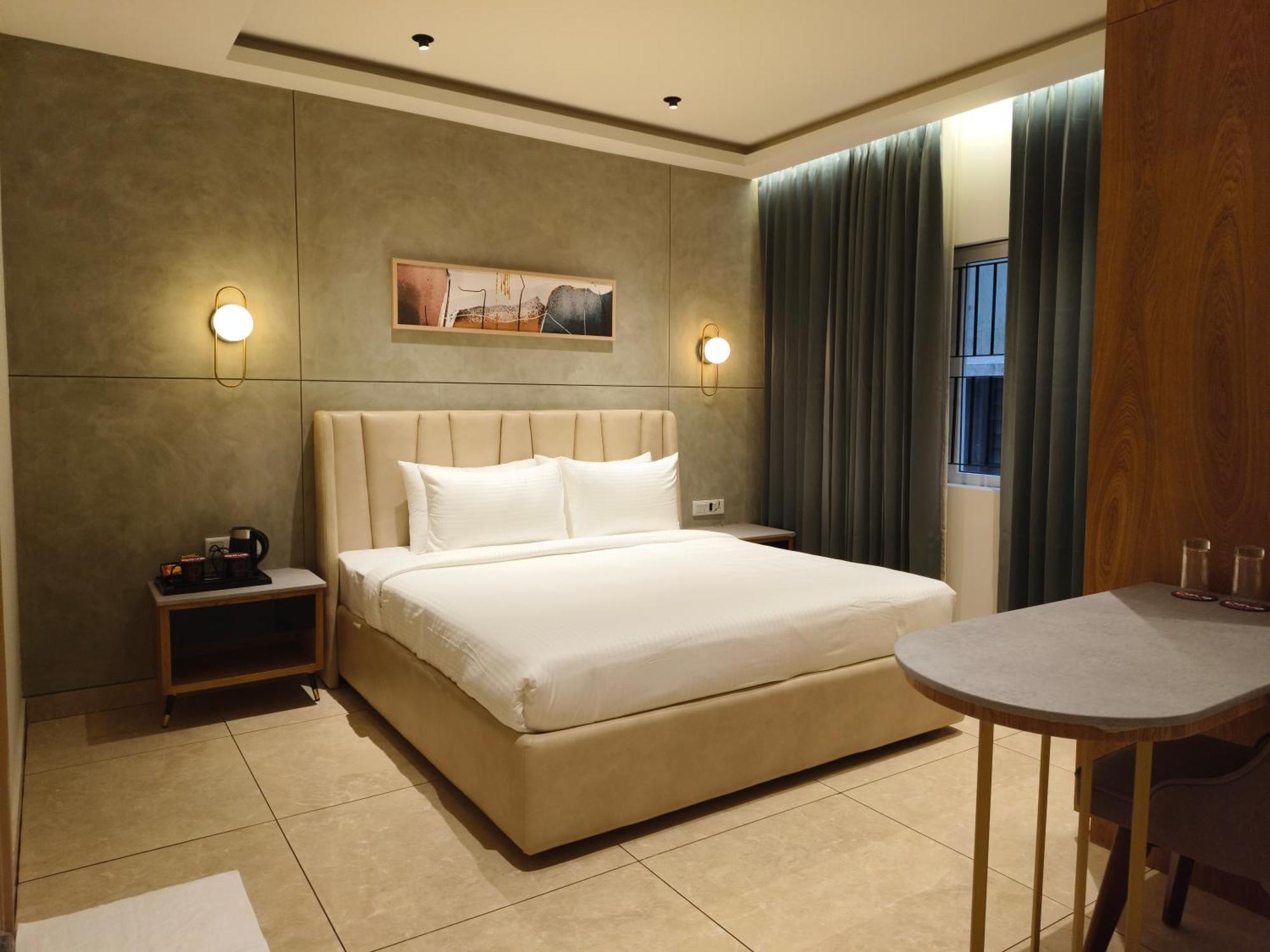 Olive Hotel Le Opera By Embassy Group Μπανγκαλόρ Εξωτερικό φωτογραφία